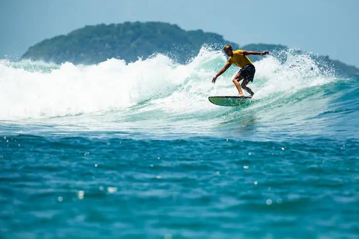 Surf en la Costa Verde