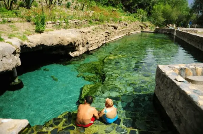 Churín baños termales