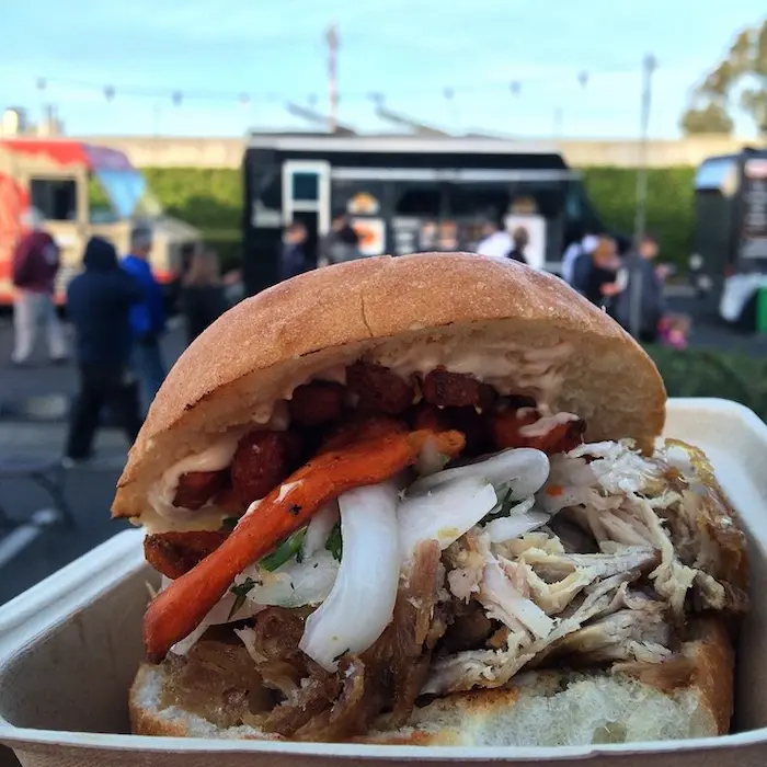 rico pan con chicharrón